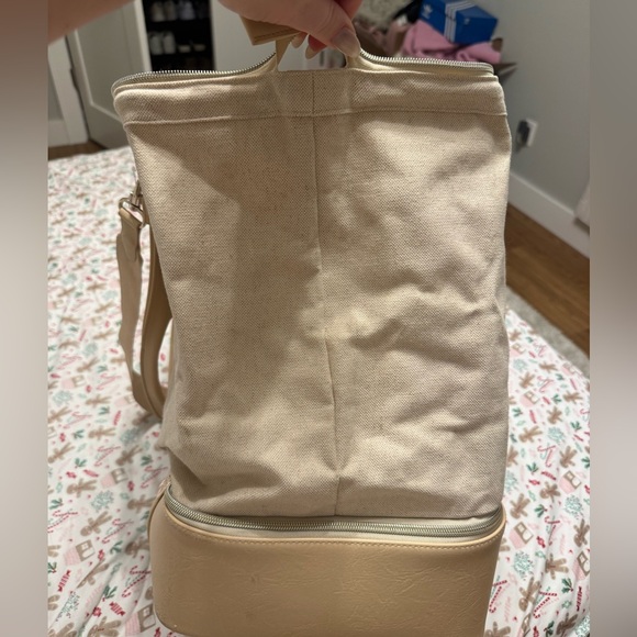 BEIS Weekender - Picture 3 of 14